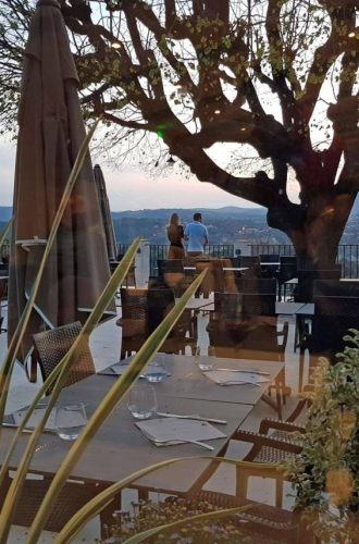 Terrasse_211927_large_Lougolin